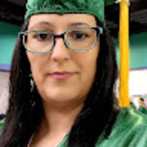 Meet your Posher, Alicia